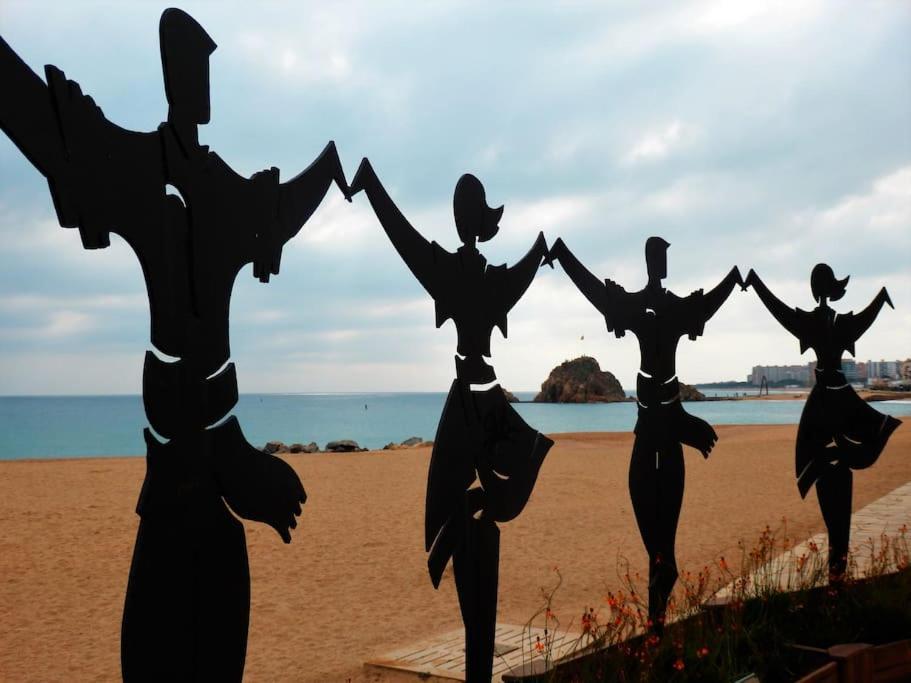 Apartamento Blanes Playa Esterno foto